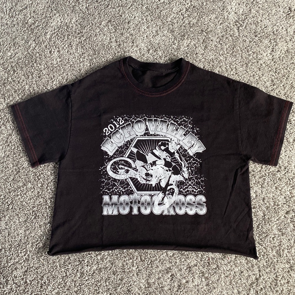 LF Cropped Vintage T-Shirt